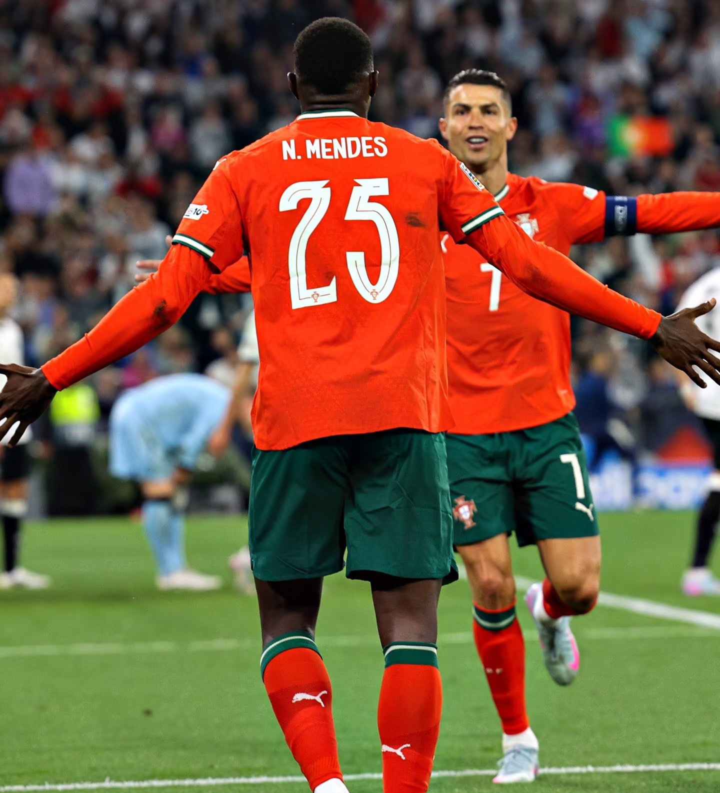 关于葡萄牙赢得关键胜利,晋级四分之一决赛的信息 关于葡萄牙赢得关键胜利,晋级四分之一决赛的信息