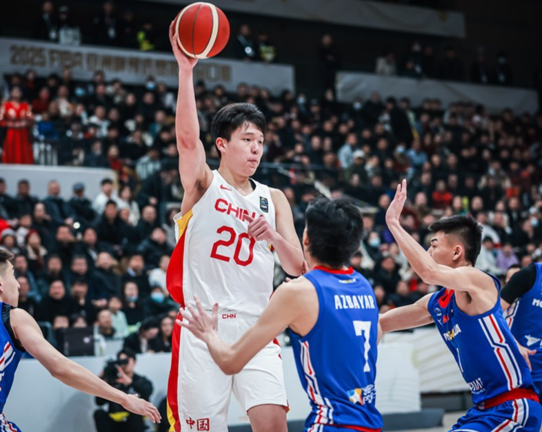 关于重庆男篮发挥出色,笑傲赛场的信息 关于重庆男篮发挥出色,笑傲赛场的信息