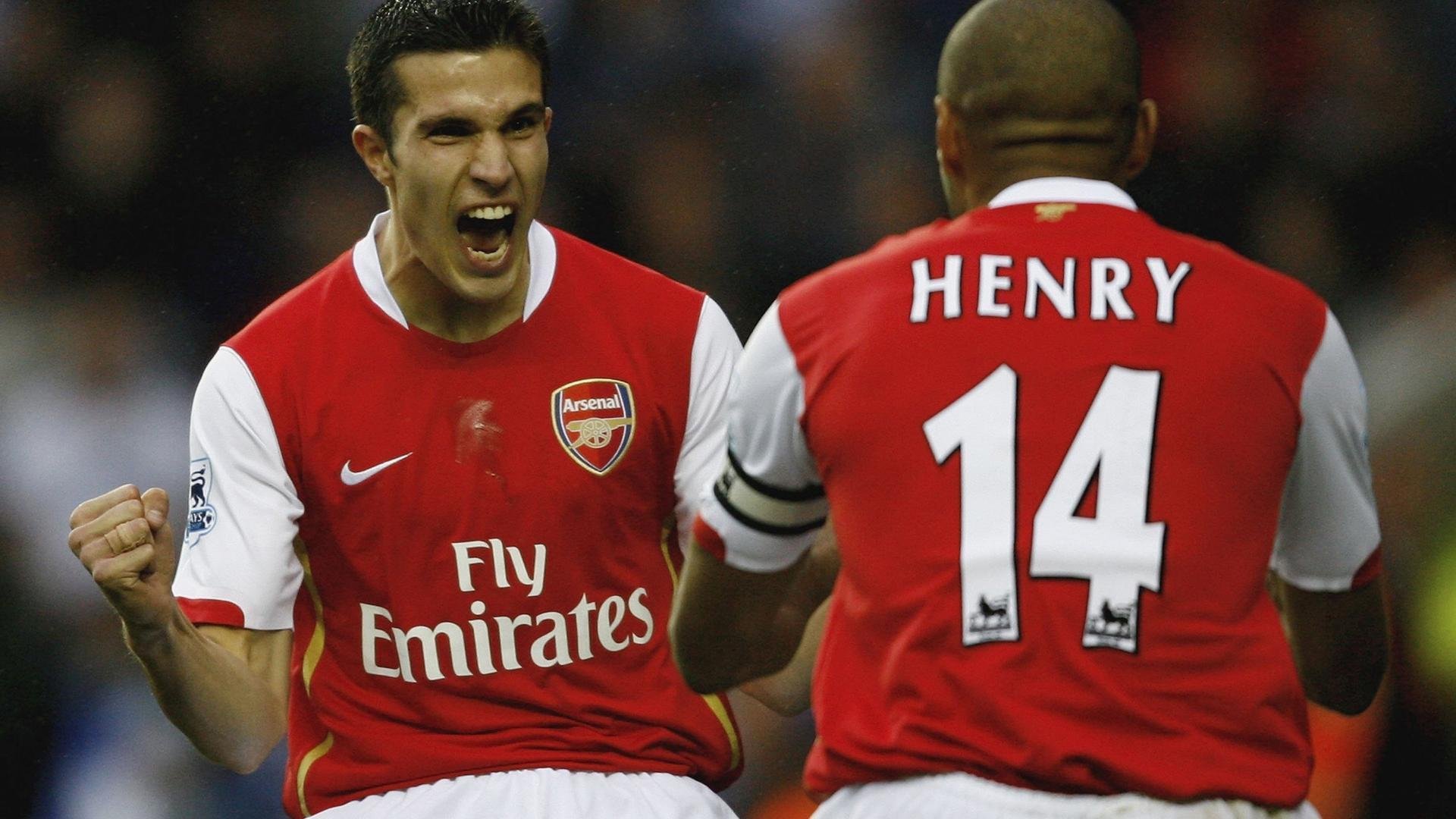 南美铁血与北伦敦艺术的碰撞,乌拉圭硬仗取胜阿森纳,巴斯托尼成全场焦点